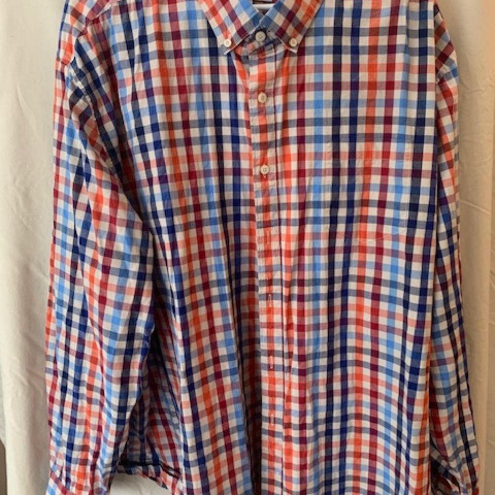 CROWN & IVY BUTTON SHIRT